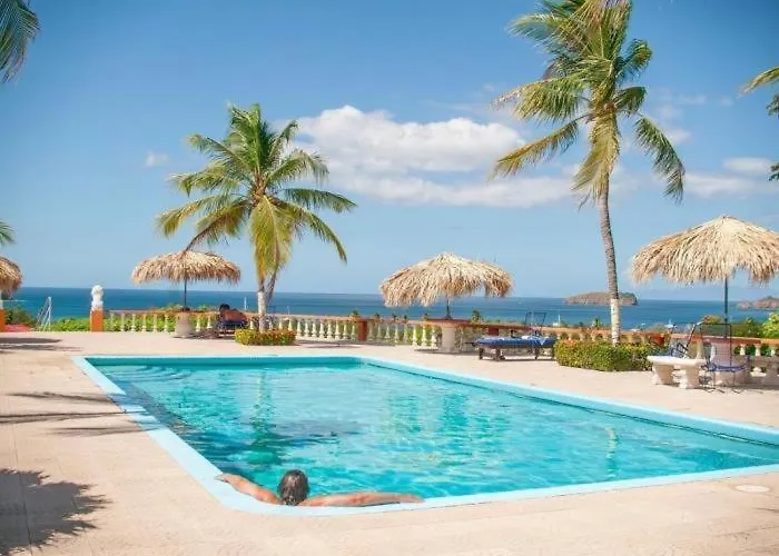Tucanes #4 2 Bed 1.5 Bath With Roof Terrace Coco